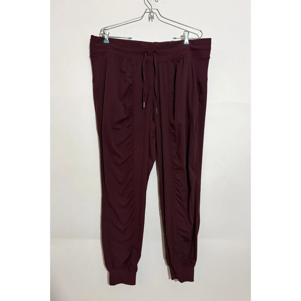 Lululemon Dance Studio Jogger Pants Size 14 Burgundy Mid-Rise Tapered Athleisure